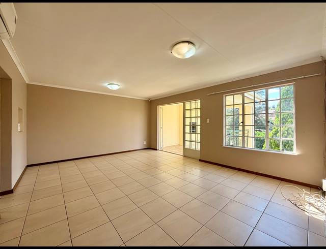 2 BEDROOM APARTMENT RENTED IN MONDEOR
